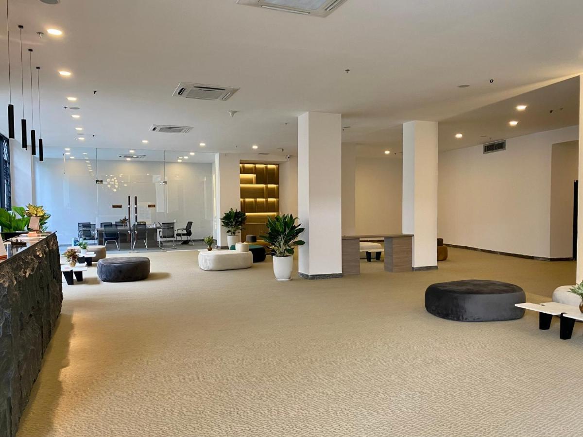 The Arrivals-Grand Studio-Serviced Apartment Thành Pho Ho Chí Minh Esterno foto